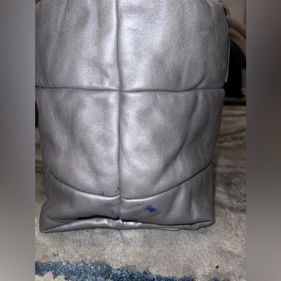Metallic Lambskin Quilted Small Coco Cocoon Reversible Tote Light Grey & Navy - Picture 16 of 17